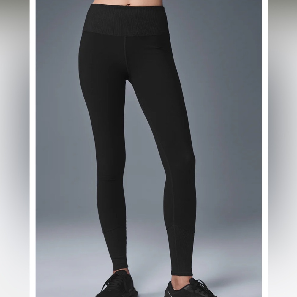 ALO high-waist Alosoft Lounge Legging Size L. BLACK NEW WITH TAGS